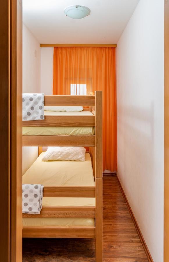 Apartments Tolic บาชกาโวดา ภายนอก รูปภาพ